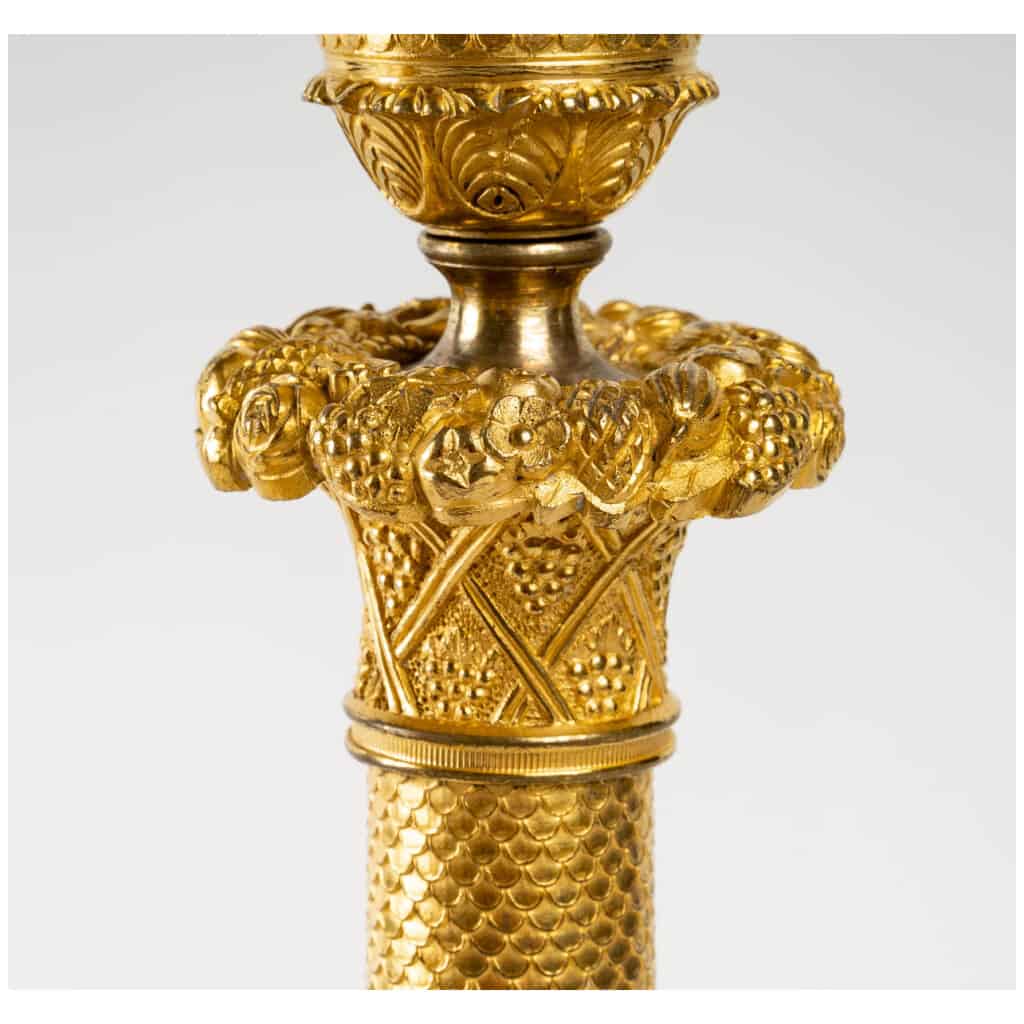 Paire de candélabres à bouquets amovibles en bronze ciselé et doré époque Empire vers 1810 15