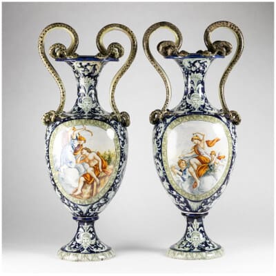 Pair of Italian porcelain vases, XIXe