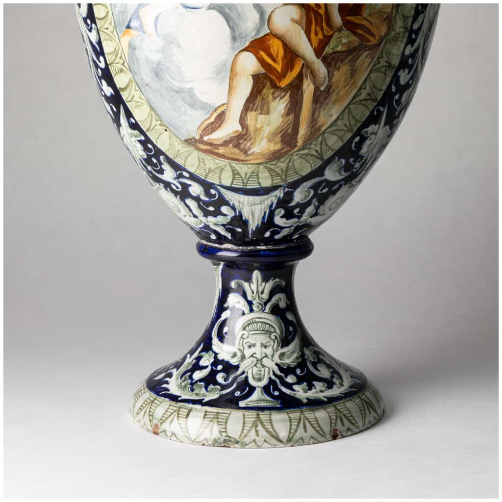 Paire de vases Italien en porcelaine, XIXe 7