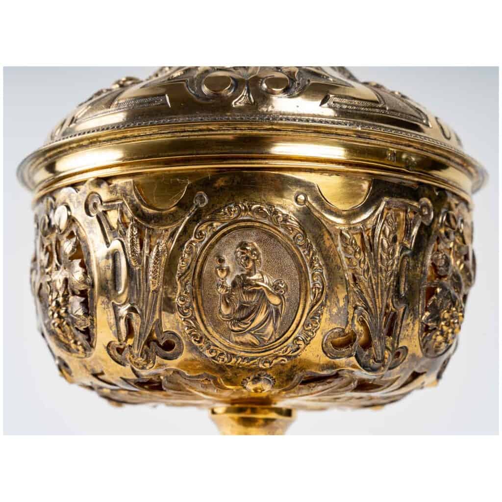 Ciborium. 13