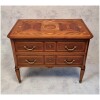 Commode Sauteuse Époque Louis XVI – Travail De l’Est – Noyer – 18ème 19