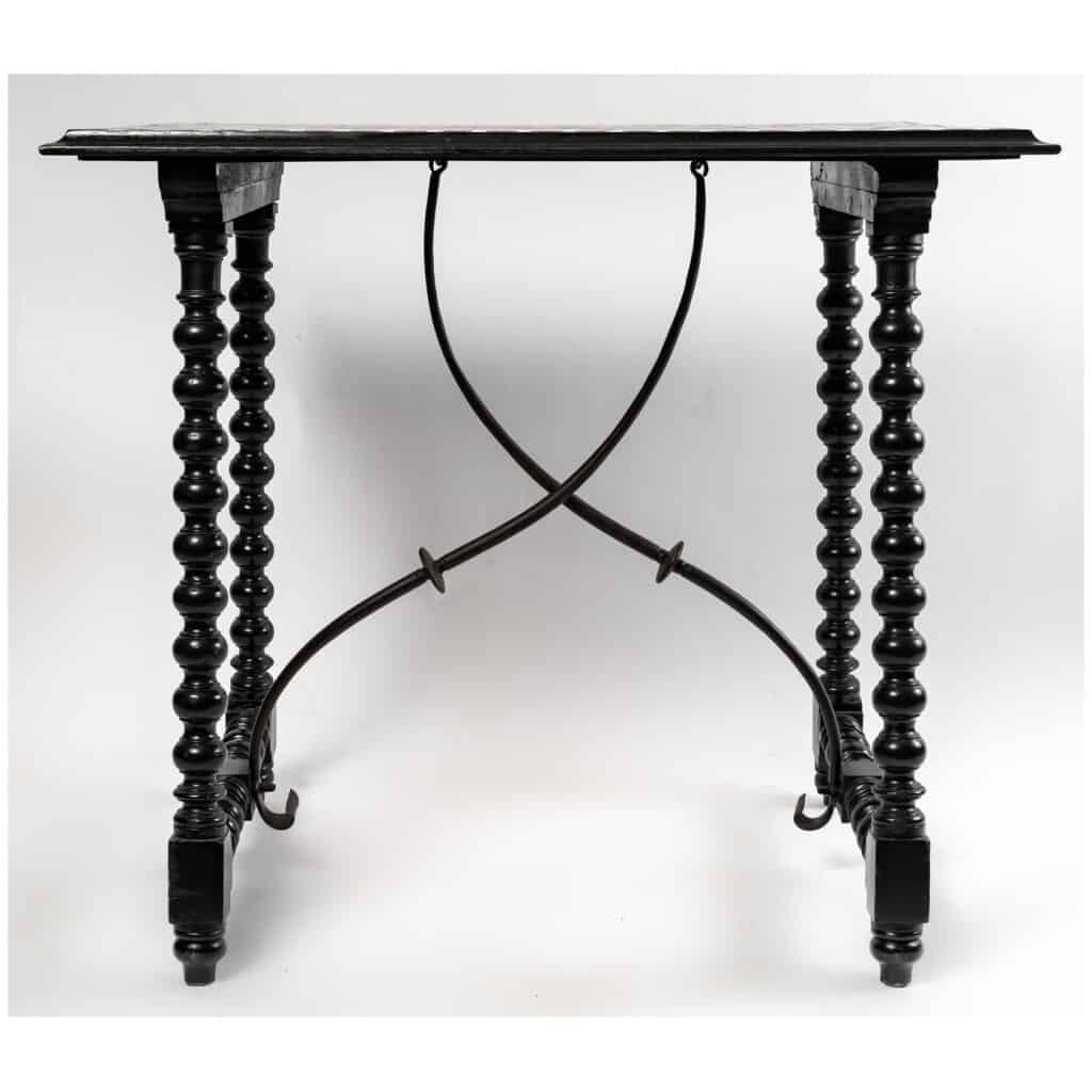 Table Espagnole. XIXème Siècle. 6