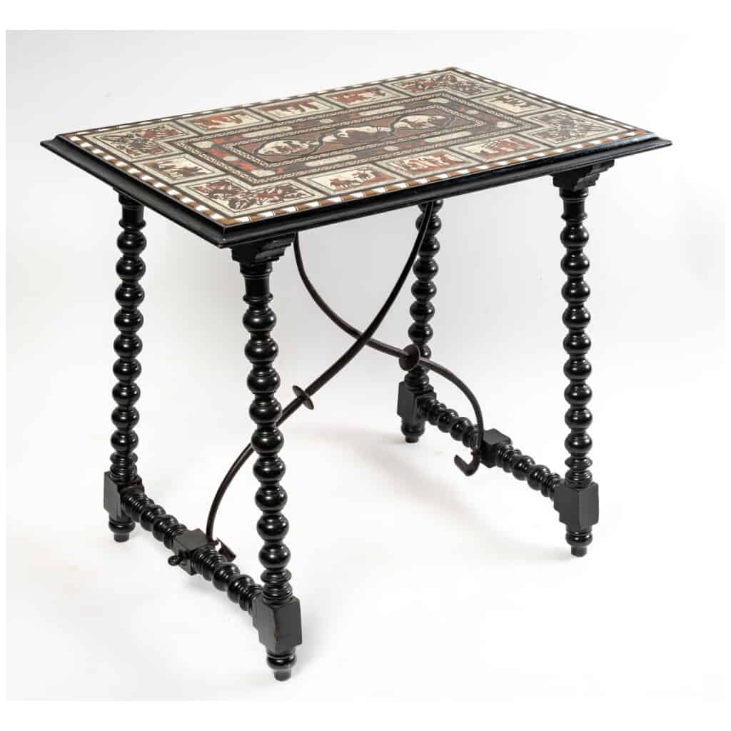 Spanish table. XIXth Century. 3