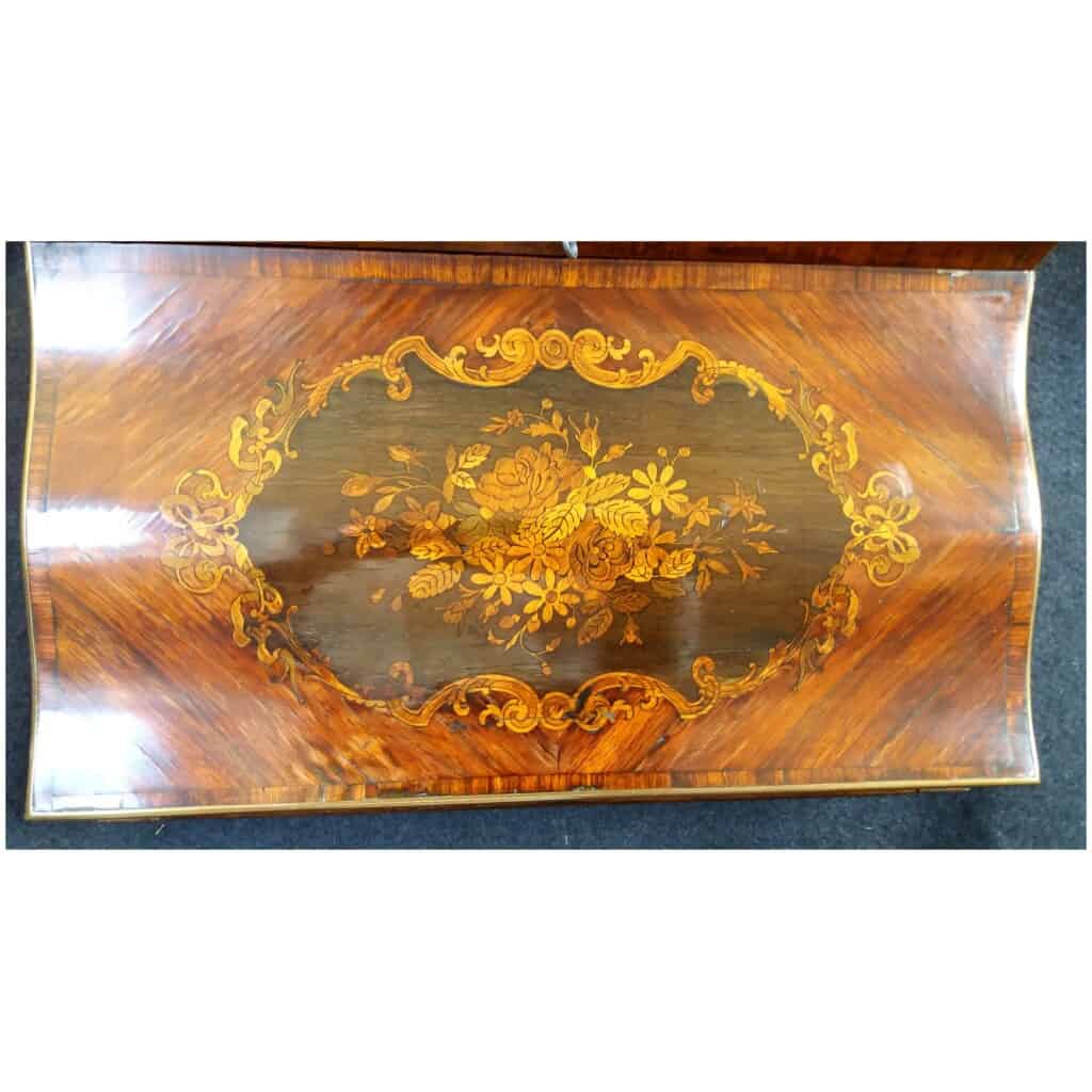 Beautiful curved writing desk in marquetry from the Napoleon III period, with its original inkwells 4