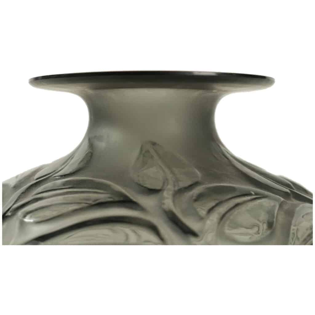 René Lalique (1860-1945) gray Sophora vase 5