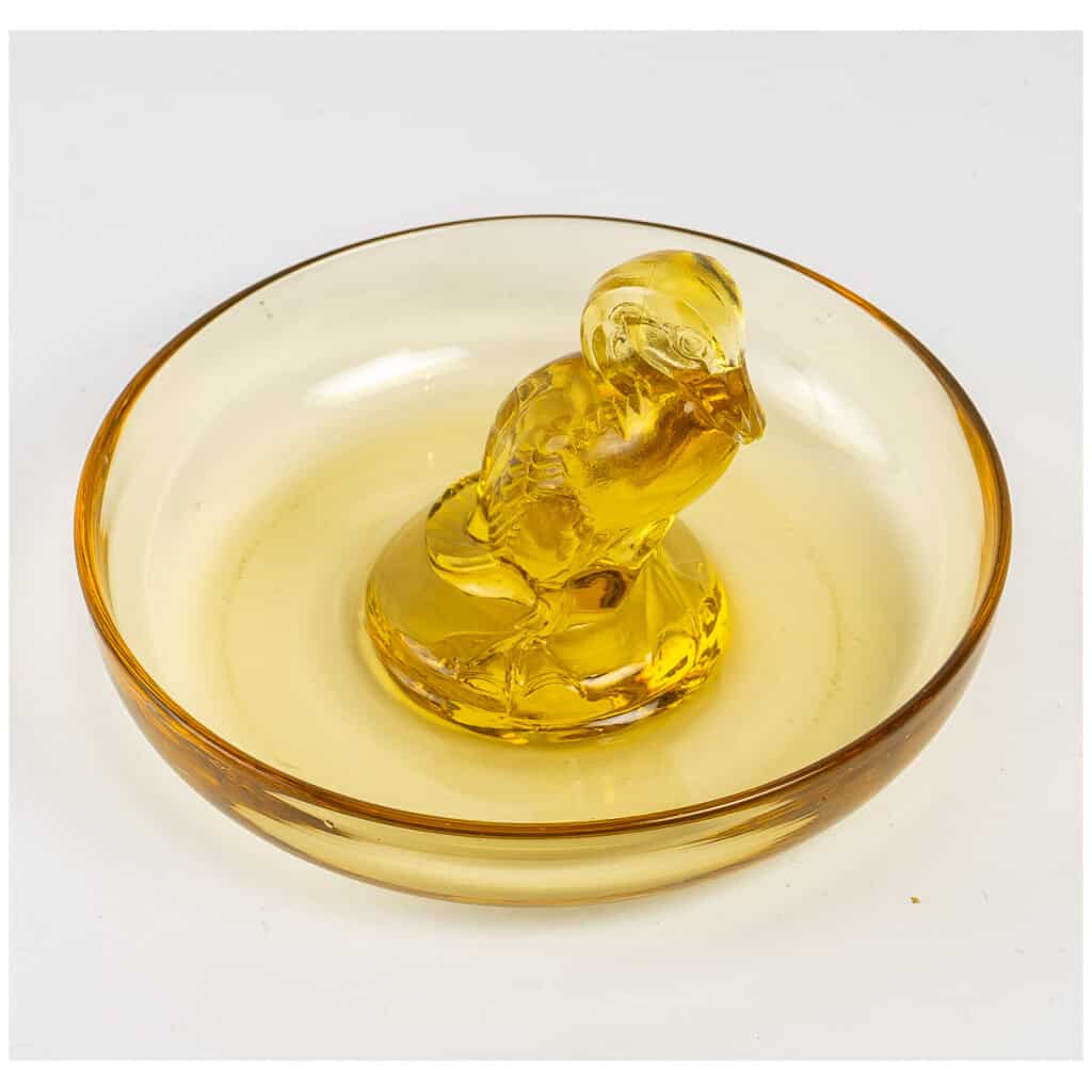 1925 René Lalique – Baguier Ashtray Duck Yellow Glass 4