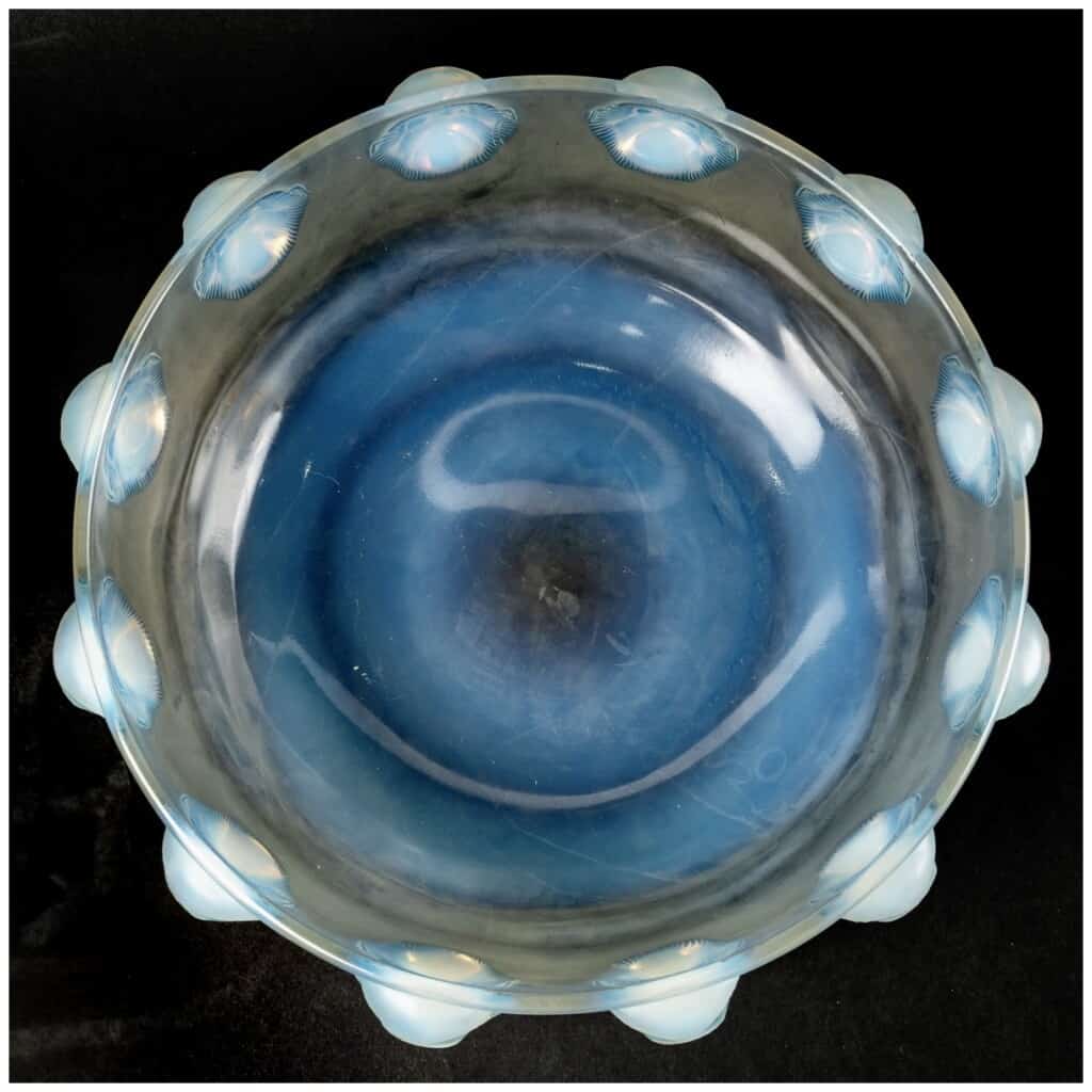 1928 René Lalique – Coupe Plat Madagascar Verre Opalescent Patiné Bleu 9