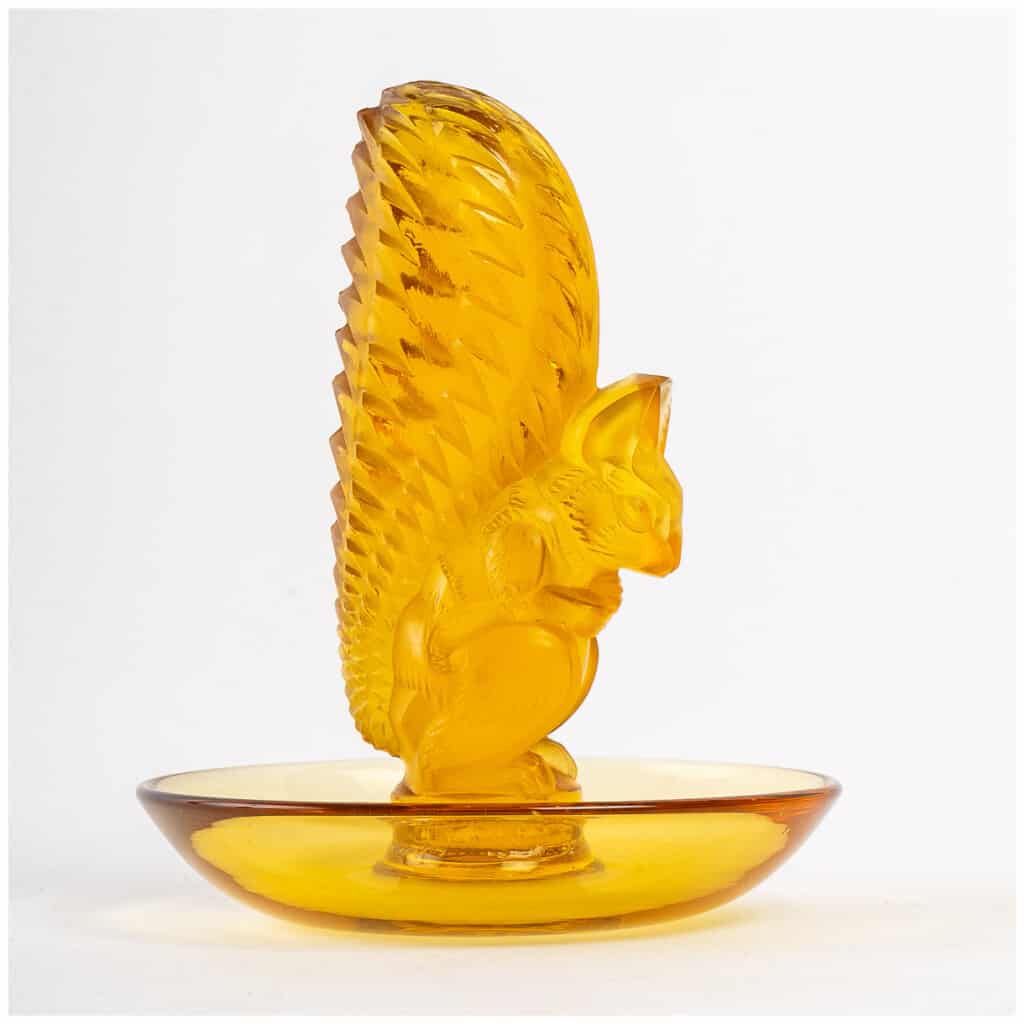 1931 René Lalique – Squirrel Baguier Ashtray Amber Yellow Glass 3