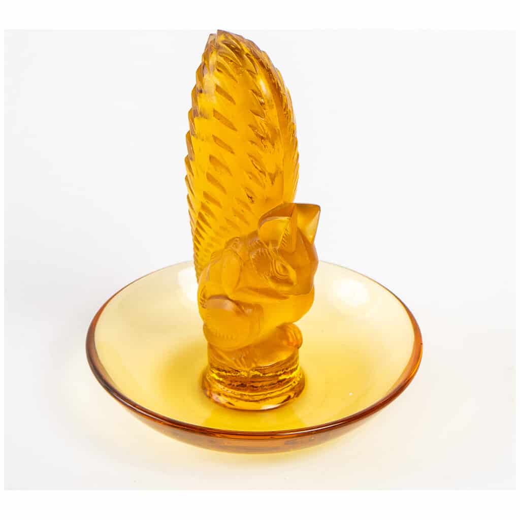 1931 René Lalique – Squirrel Baguier Ashtray Amber Yellow Glass 5