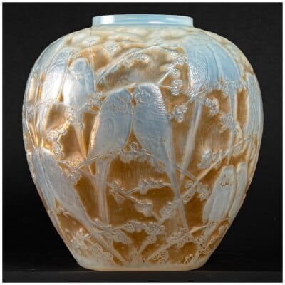 1919 René Lalique – Parakeets Vase Double Layer Opalescent Glass Sepia Patina