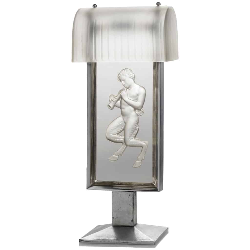 René LALIQUE : Lampe « Pan » – 1931 3