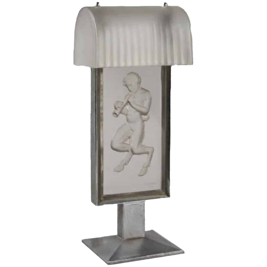 René LALIQUE : Lampe « Pan » – 1931 4