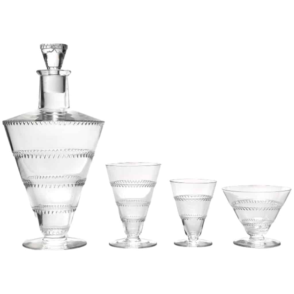 LALIQUE France: "VOUVRAY" Glass Service 1932 3