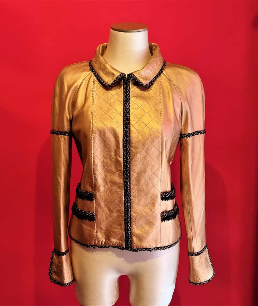 Chanel gold leather jacket - Les Puces de Paris Saint-Ouen