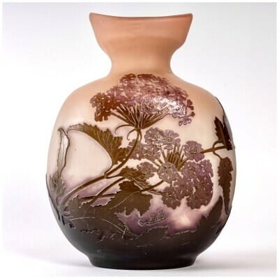 1900 Emile Gallé – Vase Gourde Verveine Verre Multicouche Dégagé à l’Acide Rose Violet