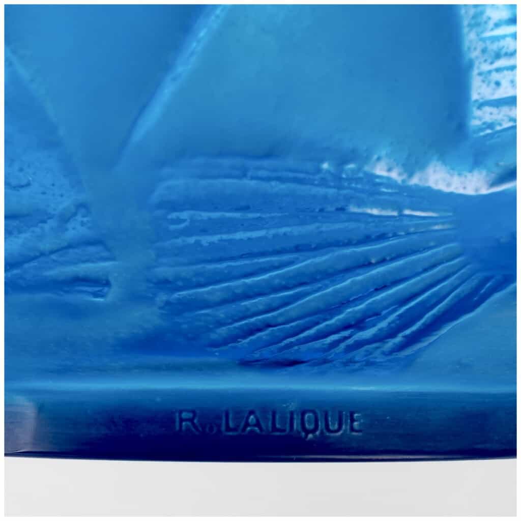 1921 René Lalique – Vase Poissons Verre Bleu Electrique Patiné Blanc 9