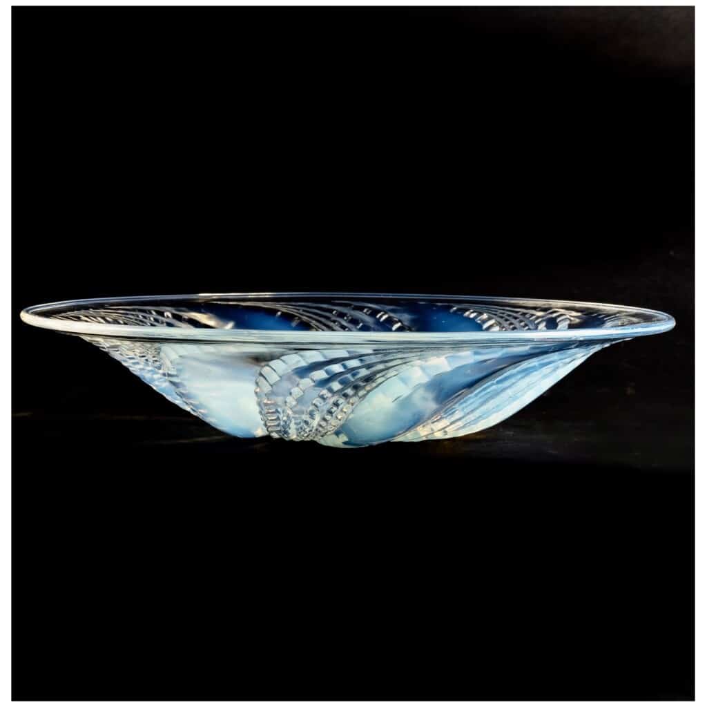 1935 René Lalique – Coupe Ouverte Fleuron Verre Opalescent 7