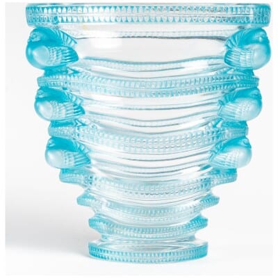 1939 René Lalique – Vase Saint Marc Verre Blanc Patiné Bleu