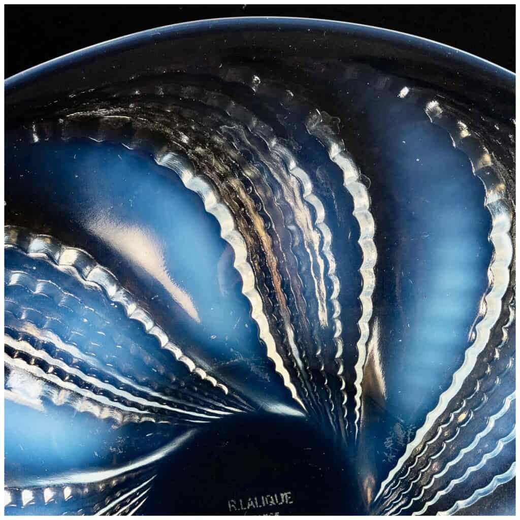 1935 René Lalique – Coupe Ouverte Fleuron Verre Opalescent 6