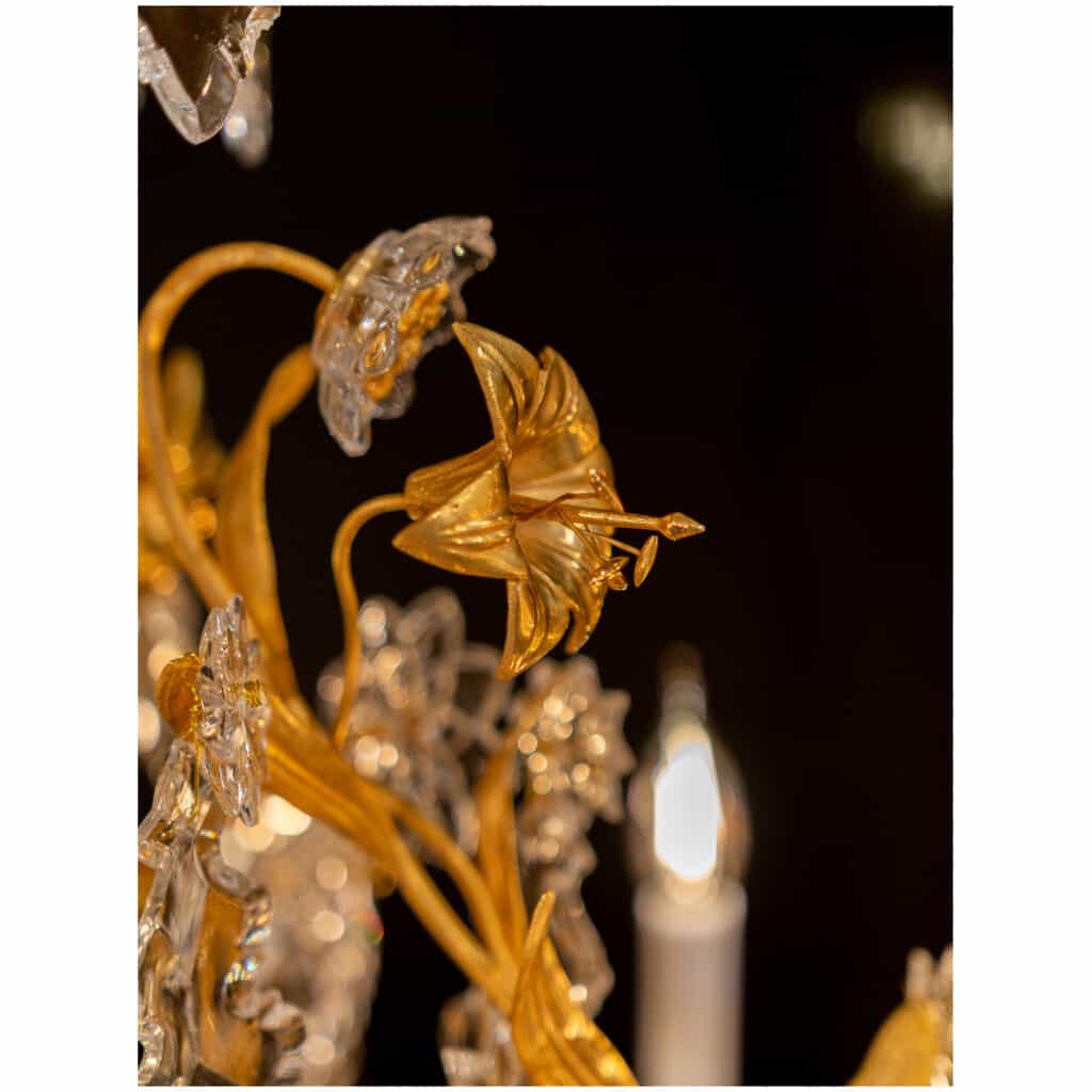Cristalleries de Baccarat lustre en bronze doré à décor floral de cristal vers 1880 5