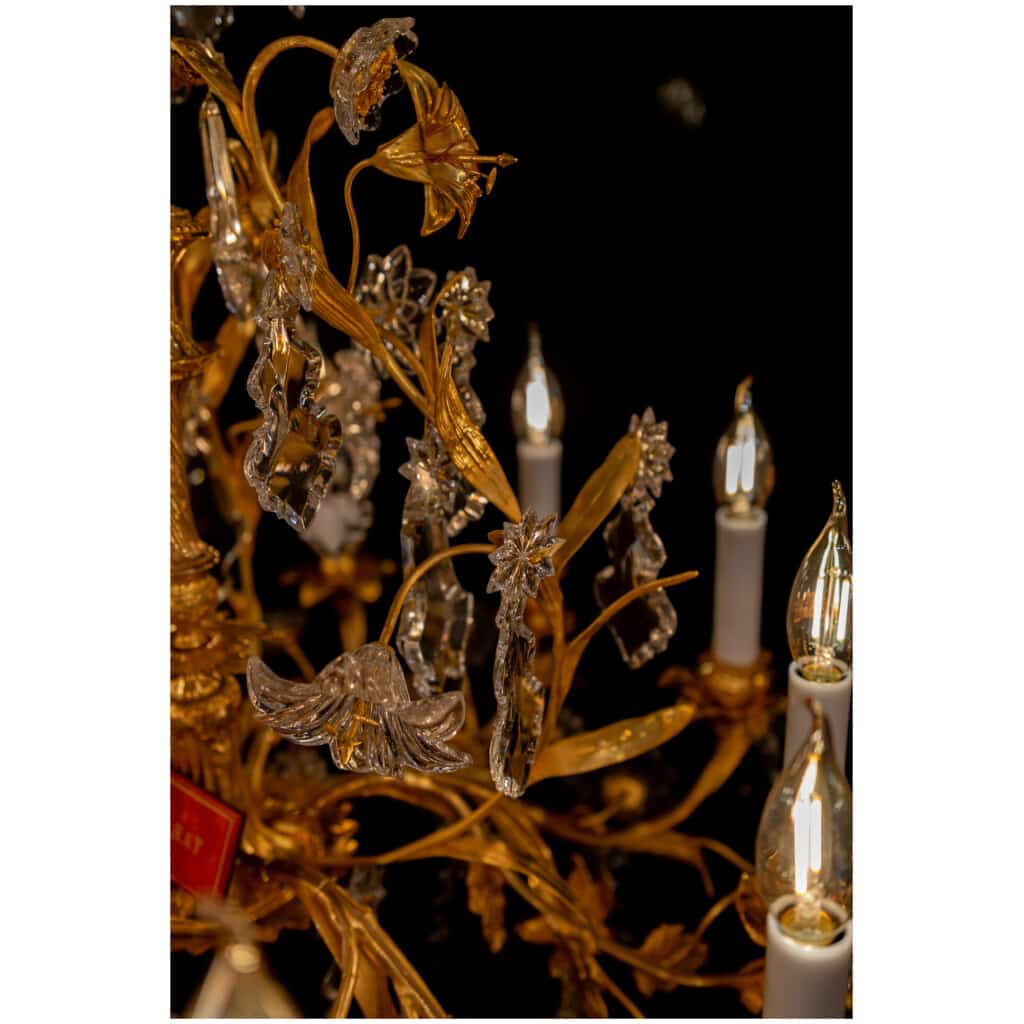 Cristalleries de Baccarat lustre en bronze doré à décor floral de cristal vers 1880 6