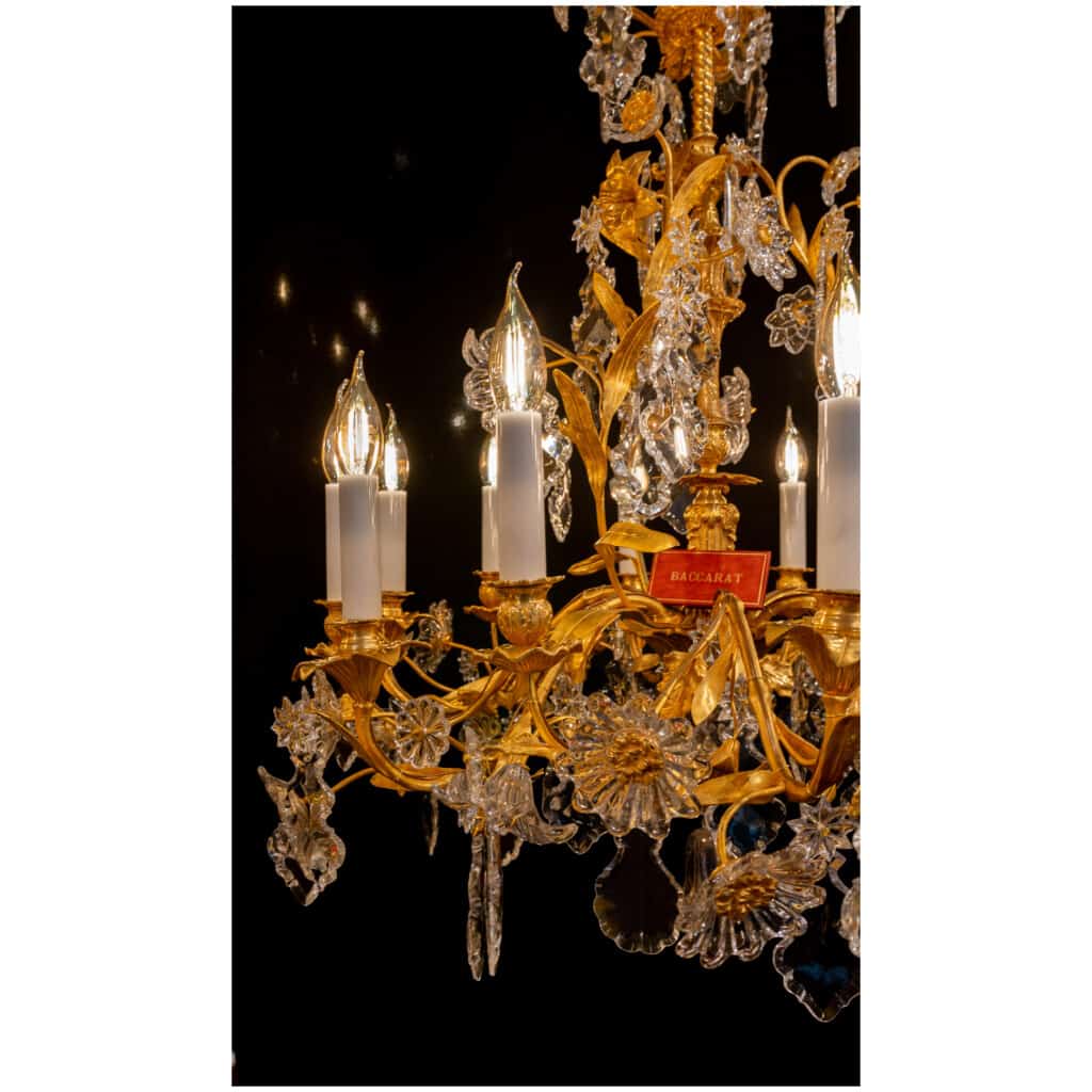 Cristalleries de Baccarat lustre en bronze doré à décor floral de cristal vers 1880 10
