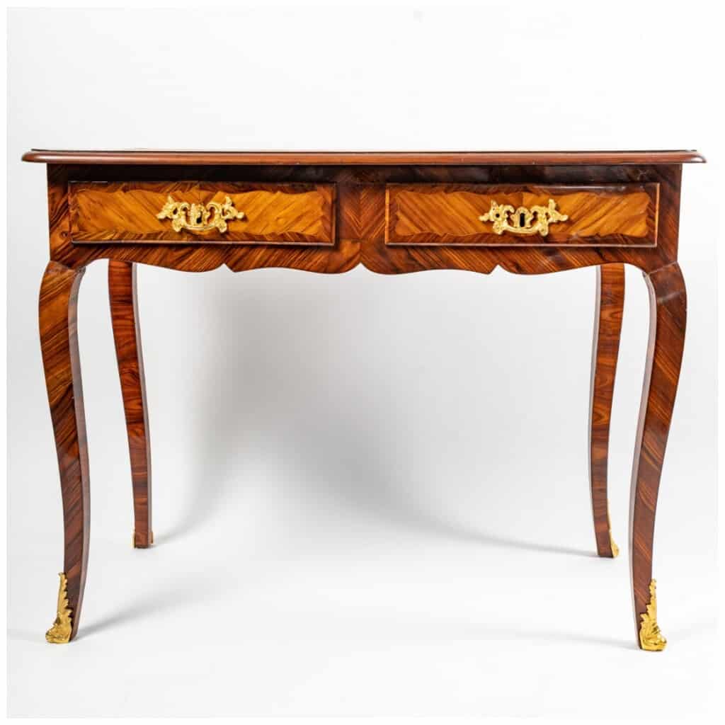 Louis XV style desk from the Napoleon III period (1851 - 1870). 4