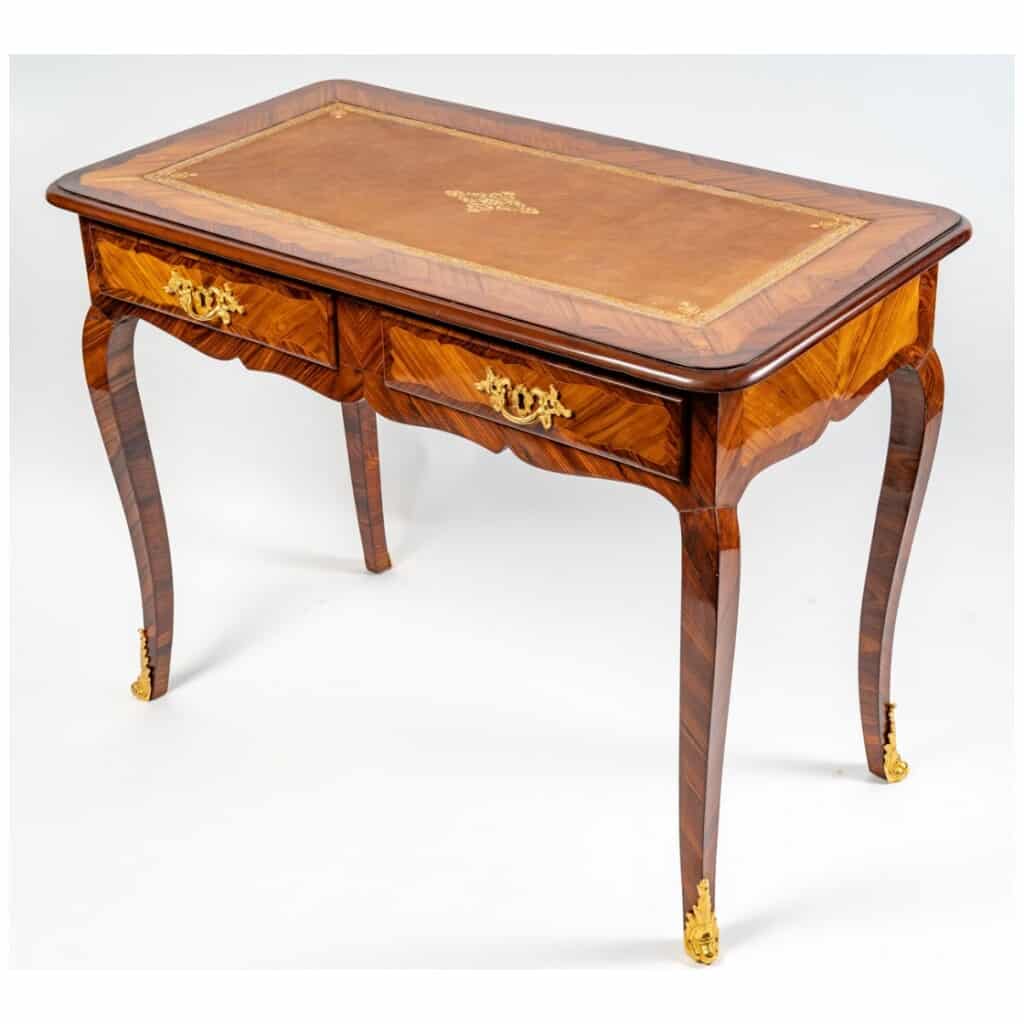 Louis XV style desk from the Napoleon III period (1851 - 1870). 3
