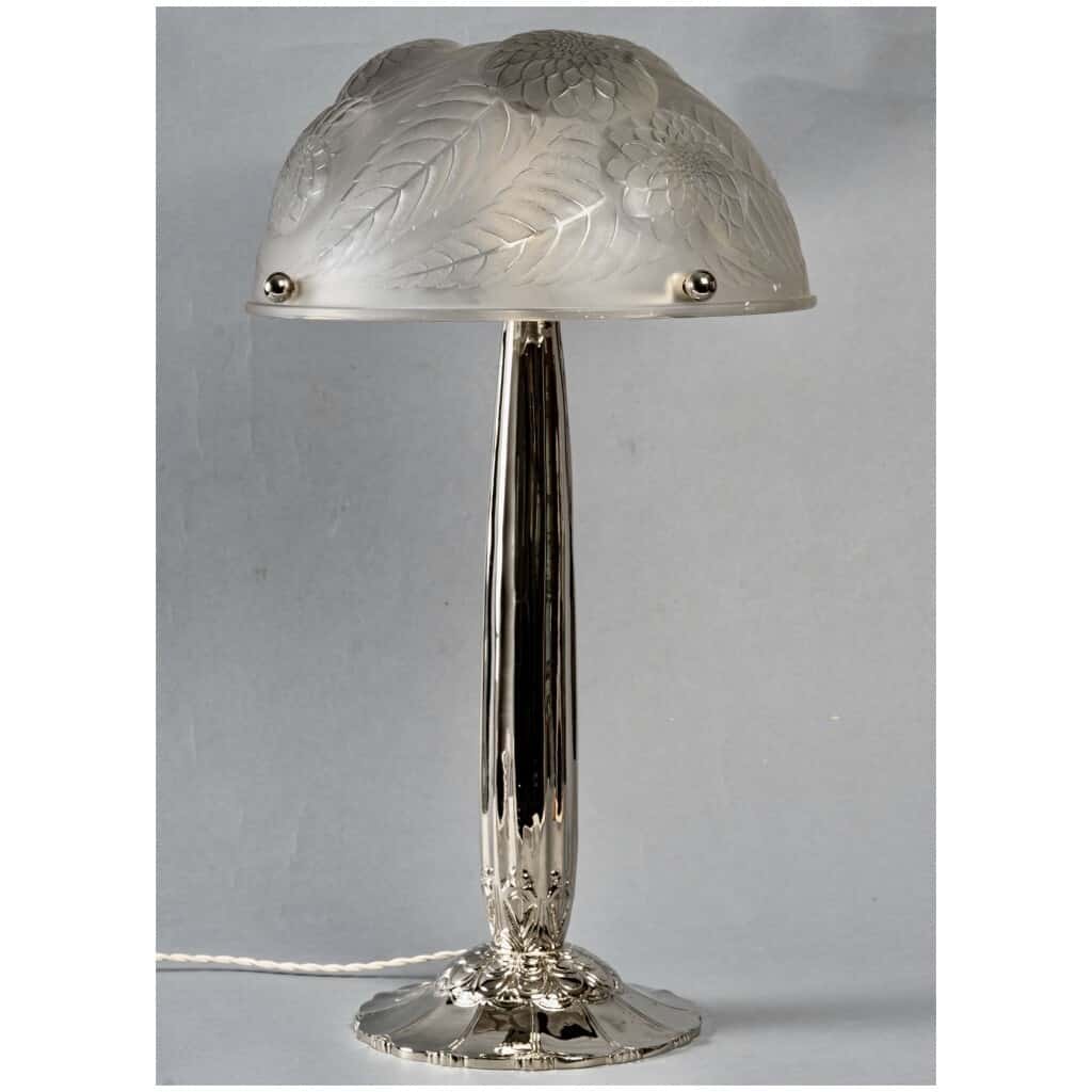 1921 René Lalique – Paire de Lampes « Dahlias » Verre Blanc – Pieds Art-Deco Bronze Nickelé 10