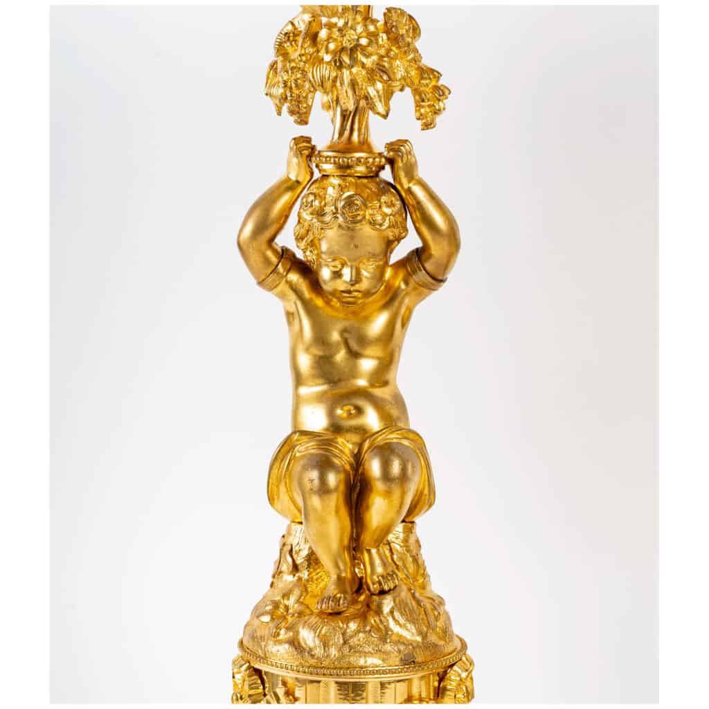 Claude Galle – Paire de candélabres aux Putti en bronze ciselé et doré fin du XVIIIème ou début du XIXème siècle 10