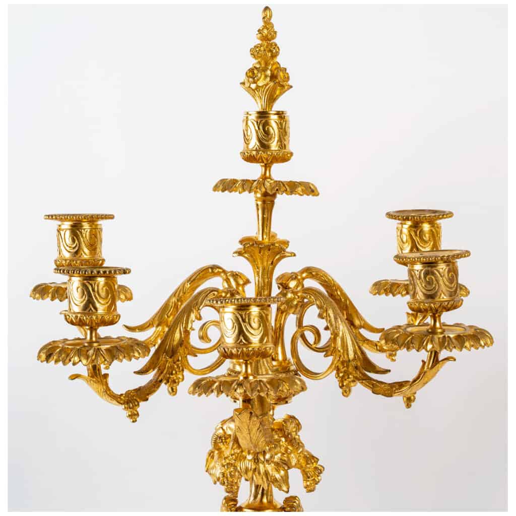 Claude Galle – Paire de candélabres aux Putti en bronze ciselé et doré fin du XVIIIème ou début du XIXème siècle 5