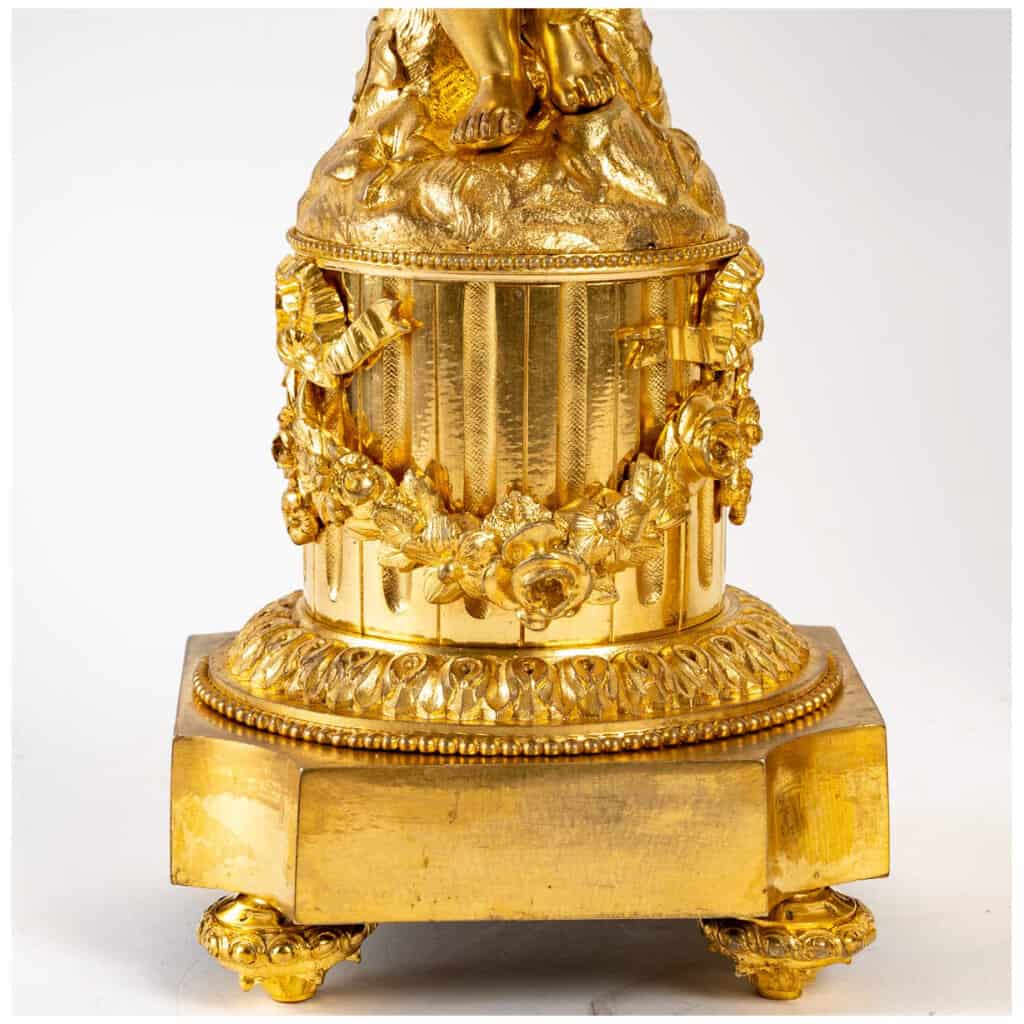 Claude Galle – Paire de candélabres aux Putti en bronze ciselé et doré fin du XVIIIème ou début du XIXème siècle 12