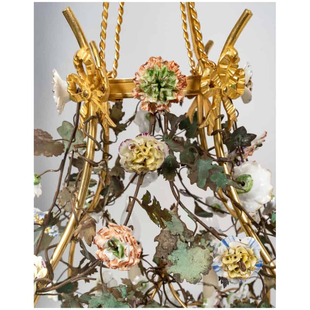 Chandelier with porcelain decoration. 7