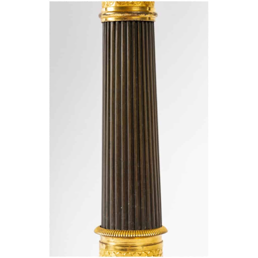Paire de flambeaux montés en lampes à fûts cannelés en bronze doré époque Empire vers 1805-1810 8