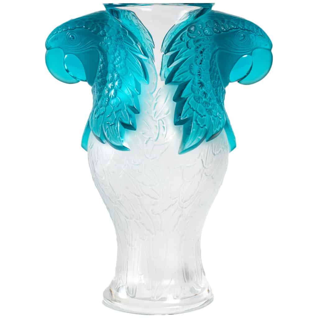 Lalique France “MACAO” vase 3