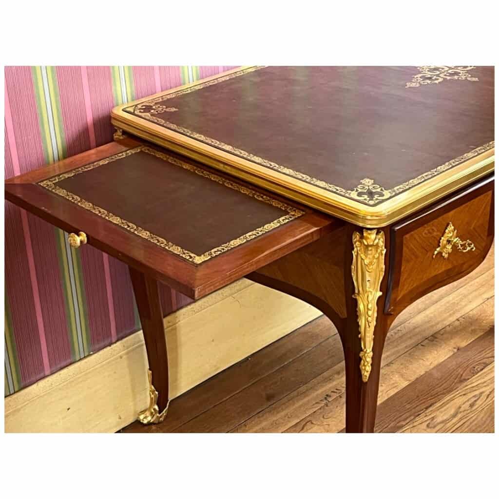 Louis XV style desk. 5