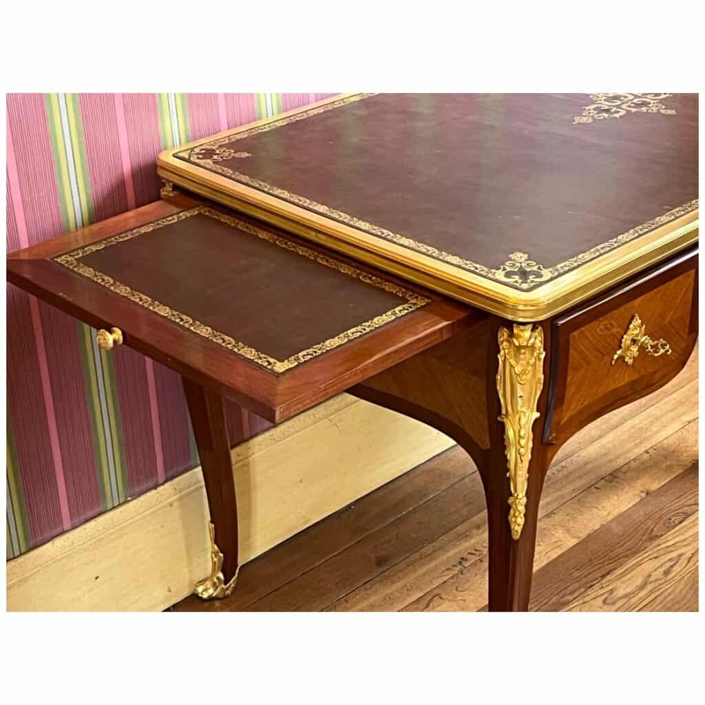 Bureau de style Louis XV. 5