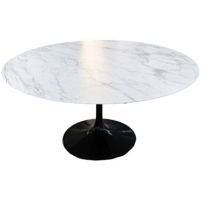 Knoll International and Eero Saarinen: Circular Marble Top Dining Table