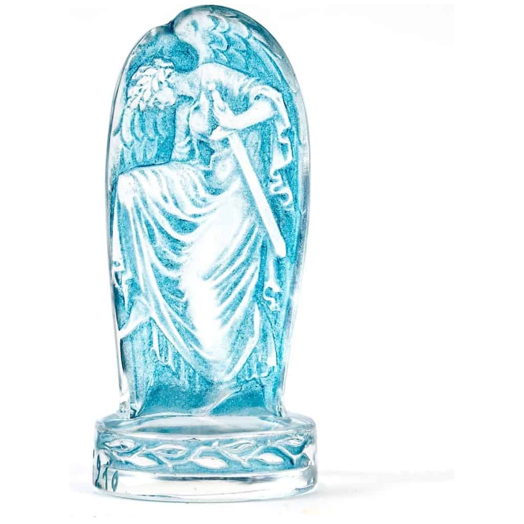 1920 René Lalique – Cachet Victoire Verre Blanc Patiné Bleu 3