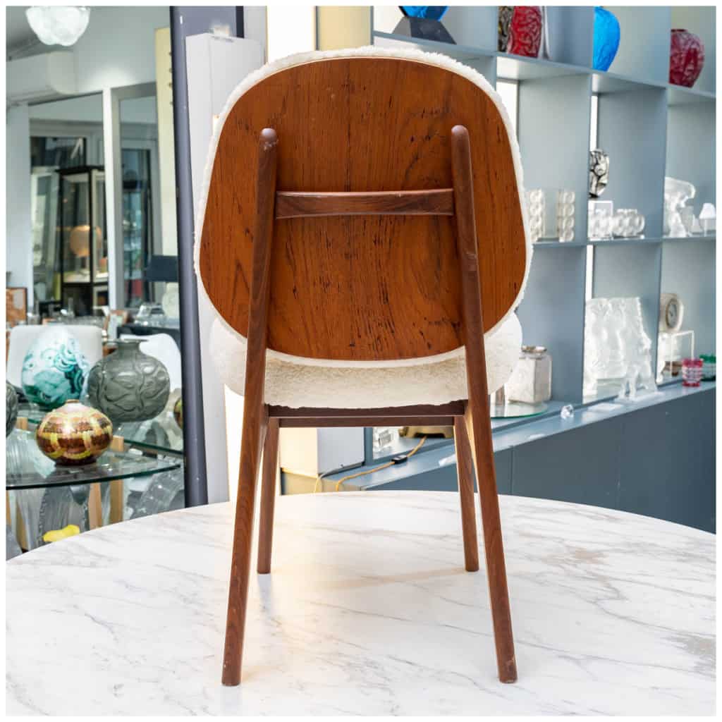 Set of 6 Danish teak chairs covered with bouclé sheepskin fabric. 10