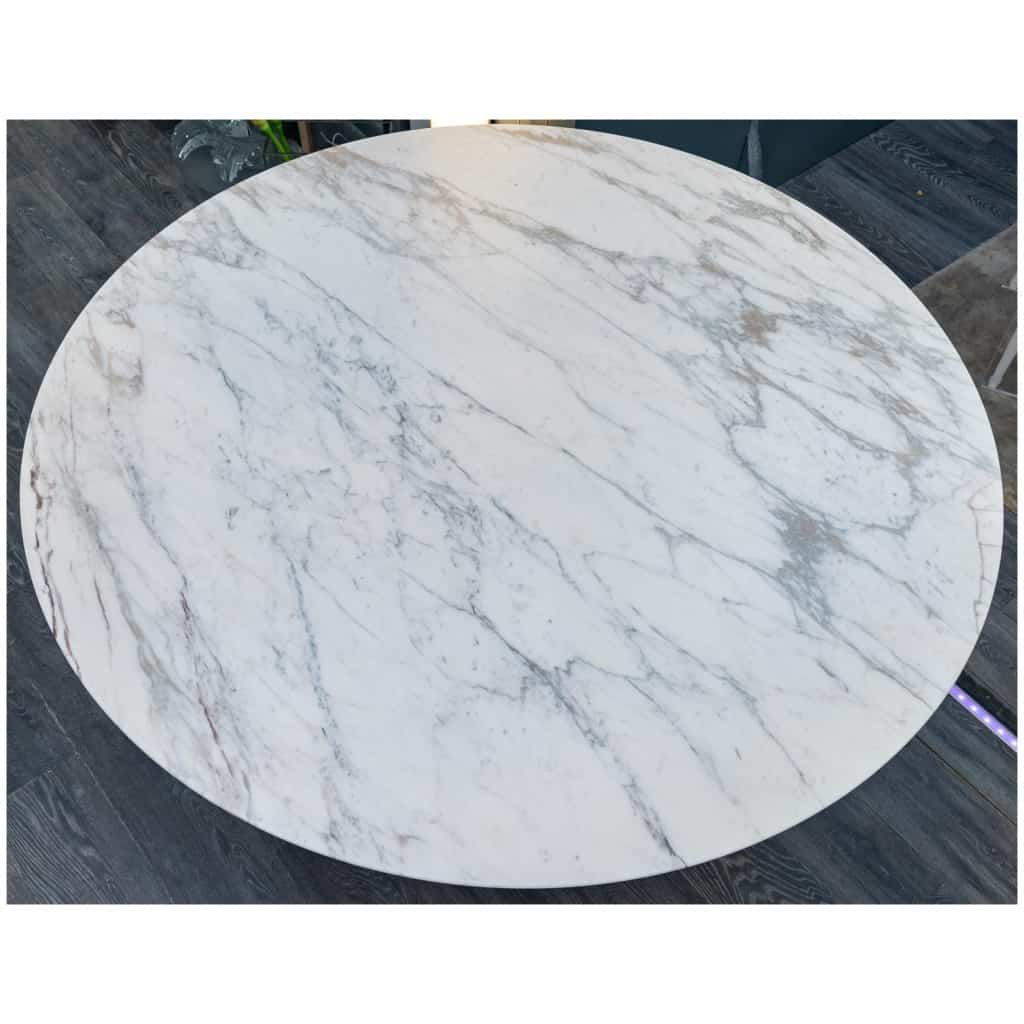 Knoll International and Eero Saarinen: Circular Marble Top Dining Table 5