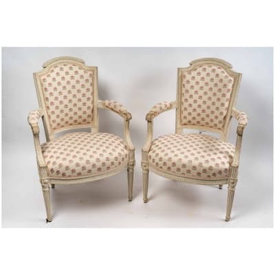 Pair of Louis period armchairs XVI (1774 - 1793).