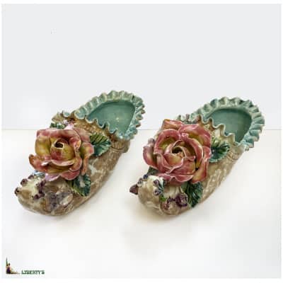 Pair of slip shoes with flowers, width. 27 cm, Fine XIXe