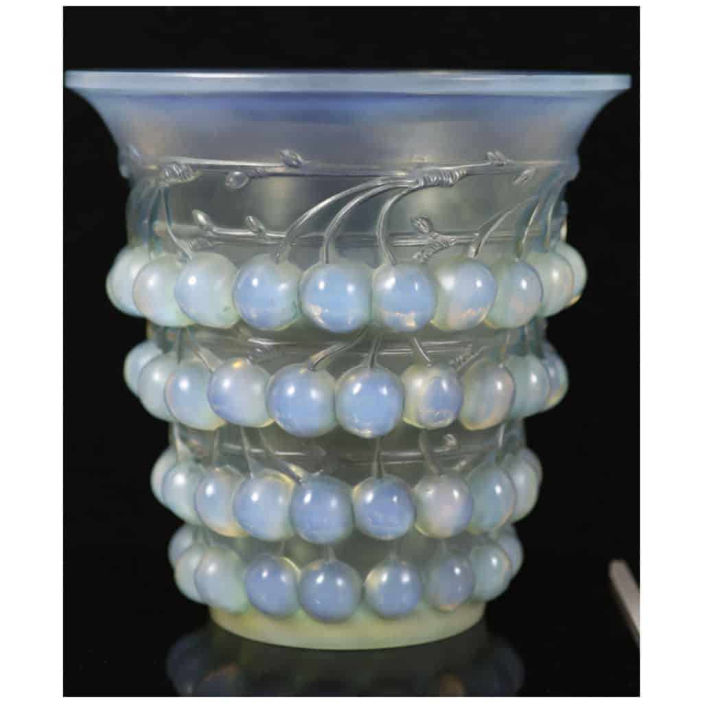 R. Lalique – “Montmorency” Opalescent Vase, 1930 5