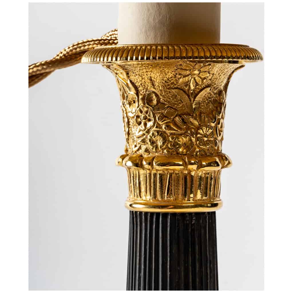 Paire de flambeaux montés en lampes en bronze doré à décor du Dieu Mercure époque Empire vers 1805-1810 7
