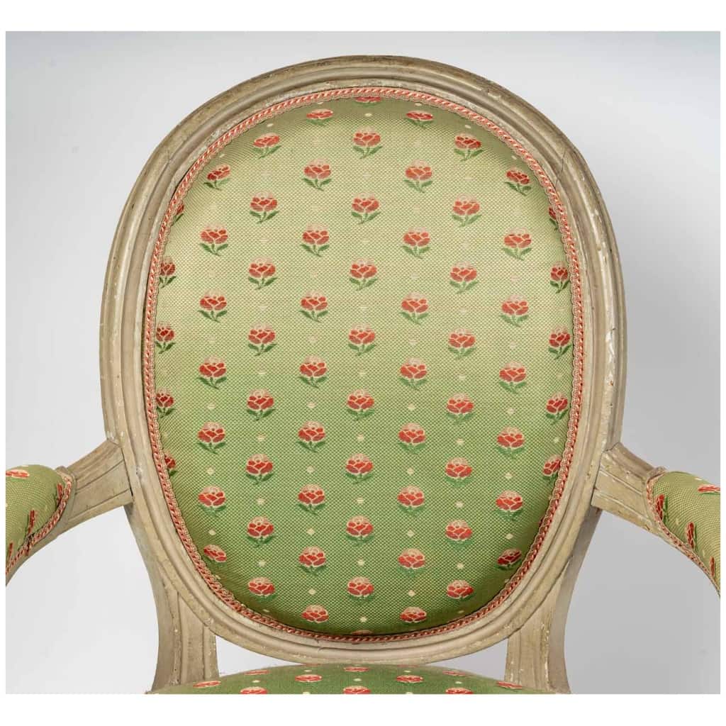 Suite de quatre fauteuils d’époque Transition. 10