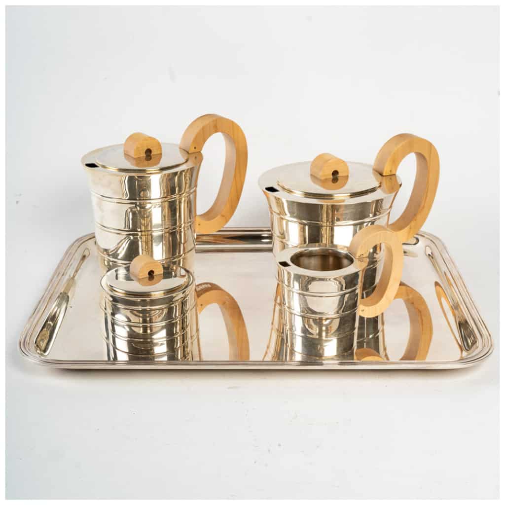 Jean Puiforcat Tea-Coffee service in solid silver and its metal tray 4