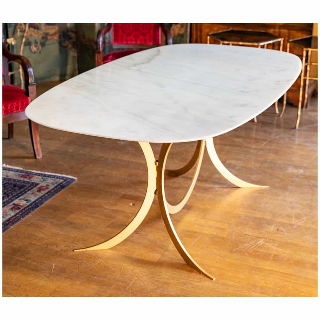 Table des années 1970. 5