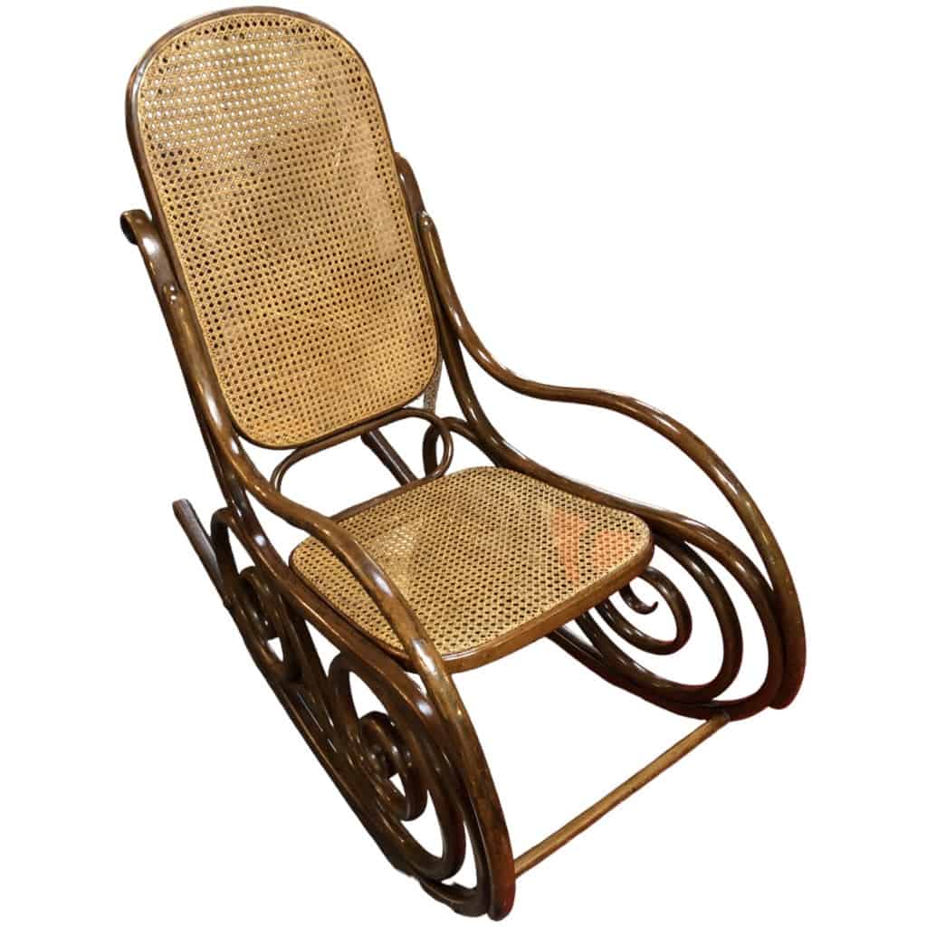 ROCKING-CHAIR by the J&J Kohn brothers in Vienna. 4