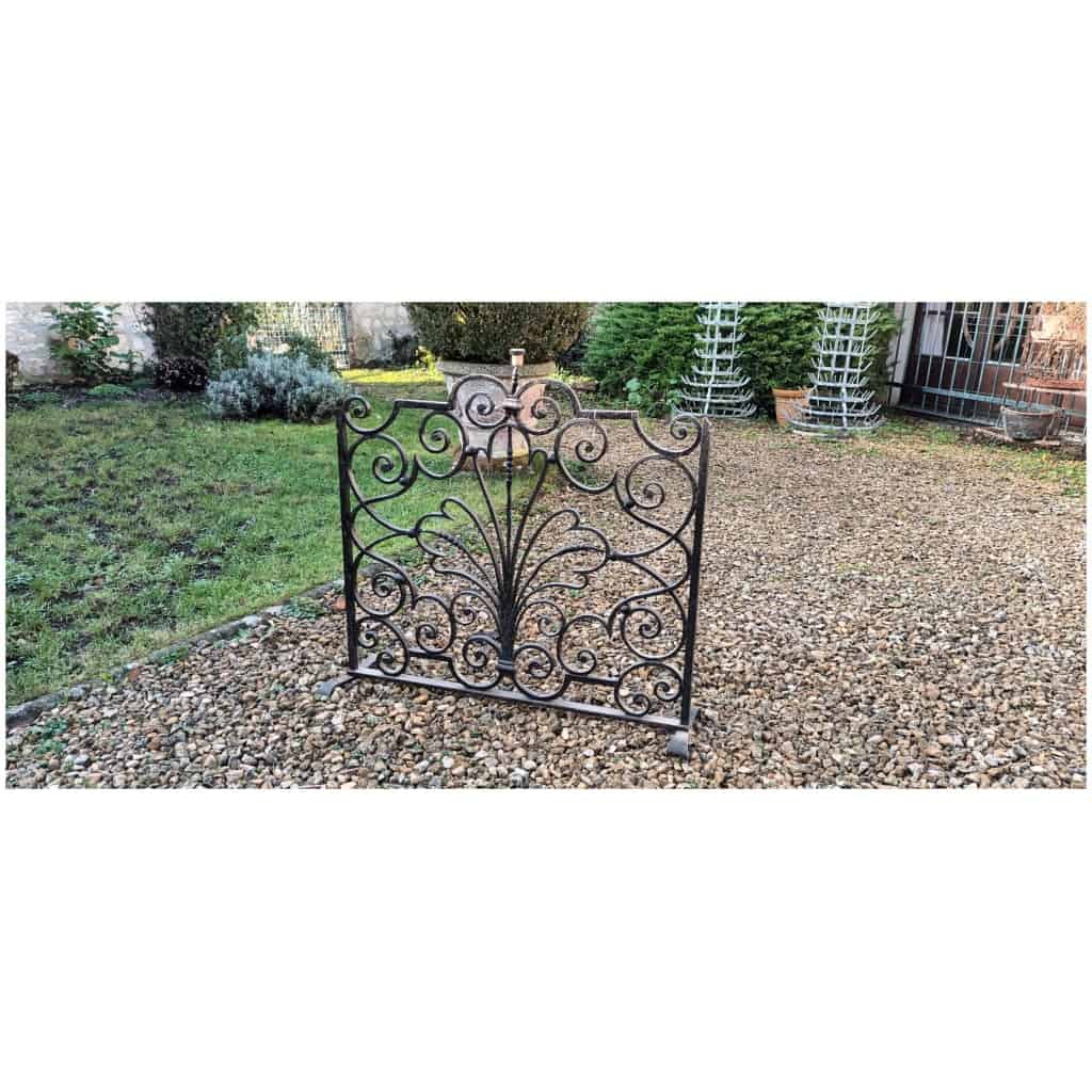 vintage wrought iron fire screen XVIII th century 3